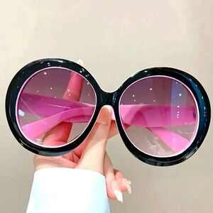 Oversized anti-reflective color block sunglassess